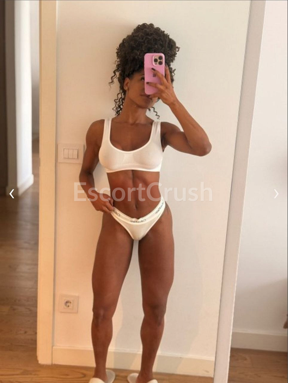 Nicole photo 2 of 6 — escorts, Miami, Florida